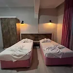 Best Alanya Hotel 酒店 3*