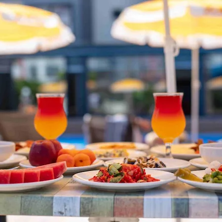 酒店 Best Alanya Hotel 3*