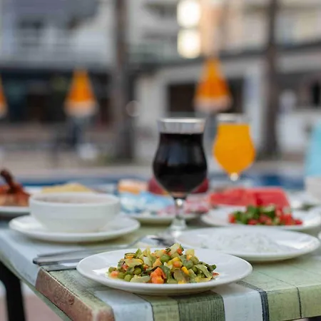 Best Alanya Hotel 3* 阿拉尼亚