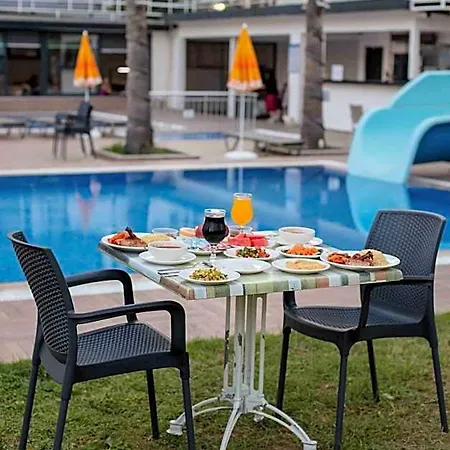 ホテル Best Alanya Hotel アランヤ